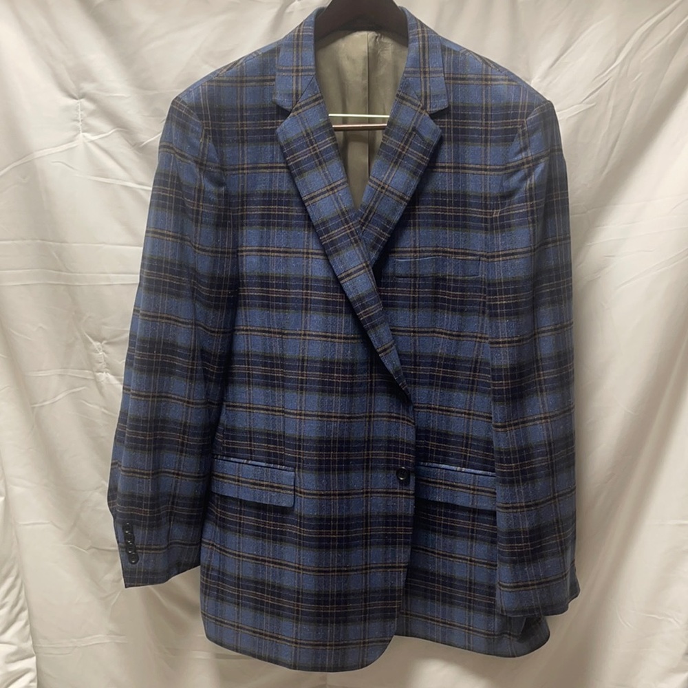Multi blues with tan and pink accent sport coat